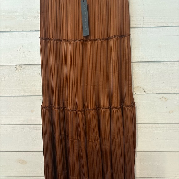 House of Harlow 1960 NWT Rust Maxi Skirt in size XS - Picture 4 of 12